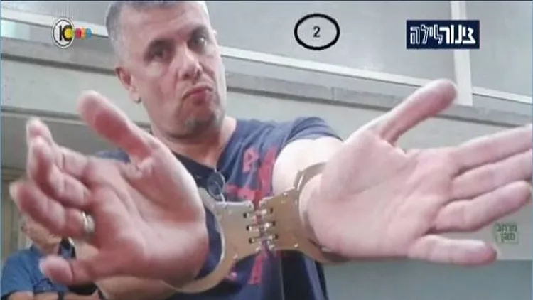 חוחושף השחיתויות ברשות המיסים שטוען כי המשטרה מתנכלת לו