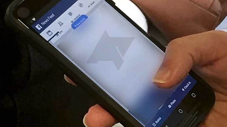 נתפס בעין העדשה: מכשיר ה-Nexus 6 נחשף בתמונות ראשונות