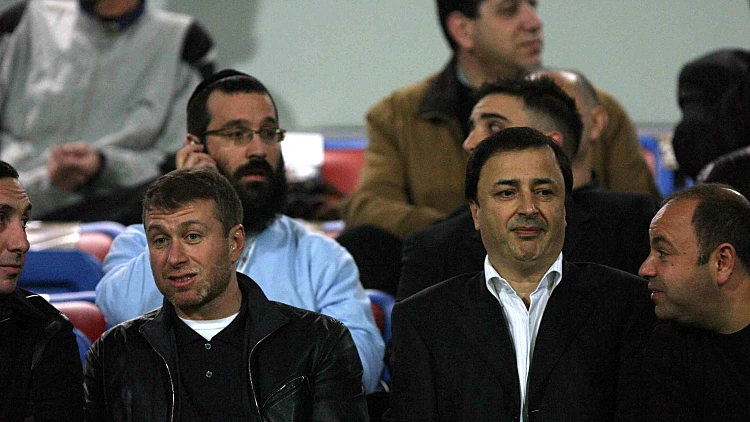 לב לבייב במשחק כדורגל בין ישראל לרוסיה