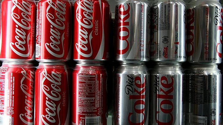 פחיות קוקה קולה