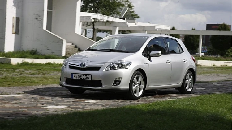 טויוטה אוריס HSD