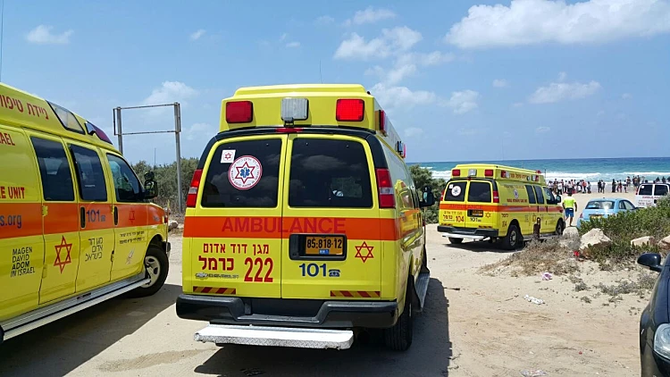 אמבולנס בזירת טביעה. ארכיון