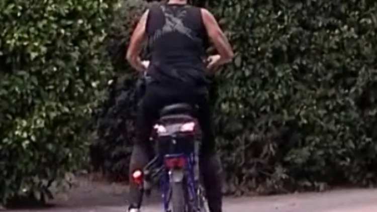 אופניים חשמליים ששודרגו לאופנוע