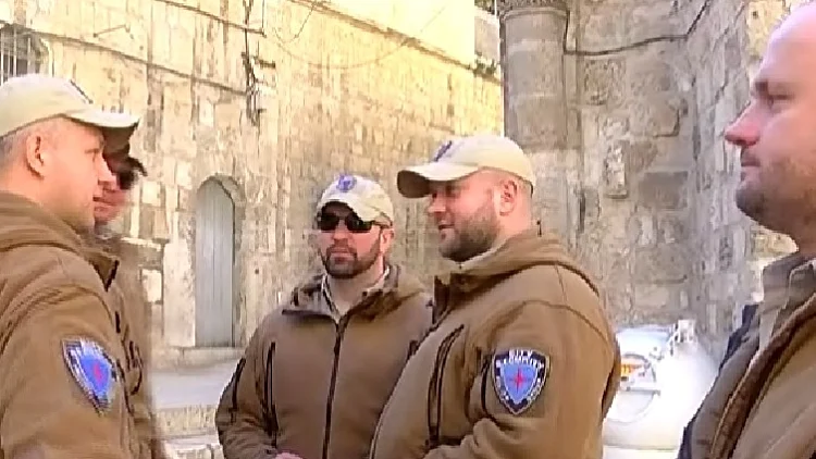 משלחת של פולנים שהגיעה ללמוד על לוחמה בטרור