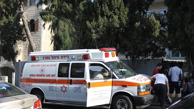 ירושלים: בת שנה וחצי ואחותה בת ה-4 מתו מהדברה, 4 בני משפחה נוספים נפגעו