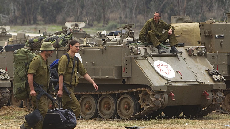 חיילי מילואים בגבול רצועת עזה