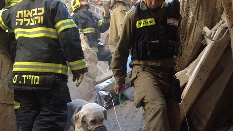 סיוע כוחות יחידת עוקץ בזירת האירוע בעכו
