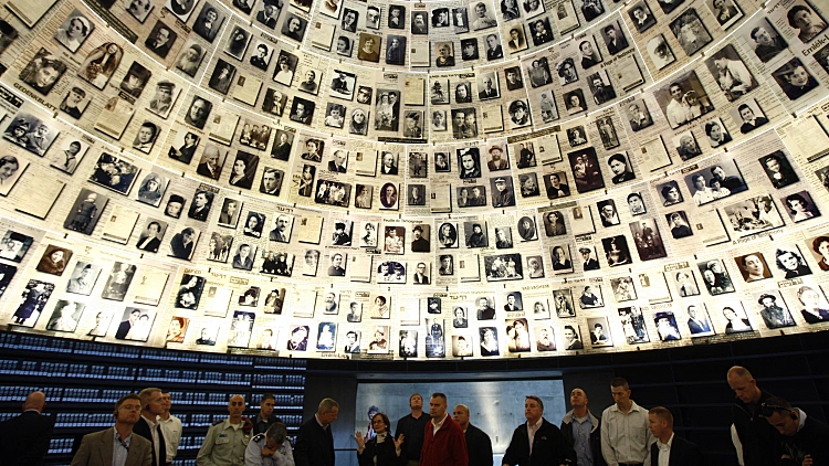 לקראת יום השואה הבין-לאומי: 192 אלף ניצולים חיים בישראל