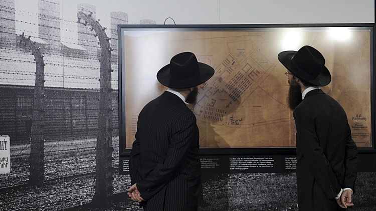 אורלי וגיא: מה הקשר בין רבנים לעולם התחתון?