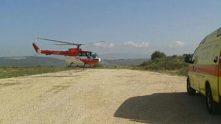 מסוק חילוץ של מד"א בצומת גולני