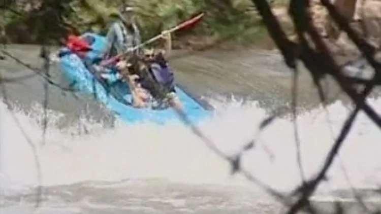 קיאקים בכפר בלום