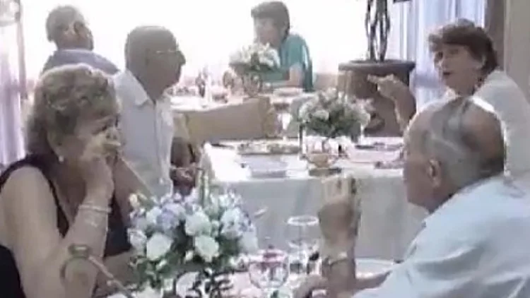 ברשת דיור מוגן מציעים לזקנים ספיד דייטינג מטורף