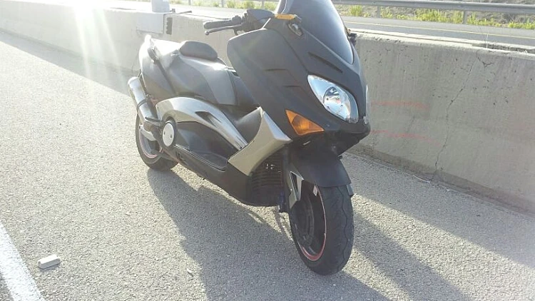 רוכב קטנוע נהרג בכביש 5