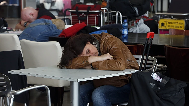 נוסעים ישנים בנתב"ג בגלל השביתה על רקע הסכם "שמיים פתוחים"