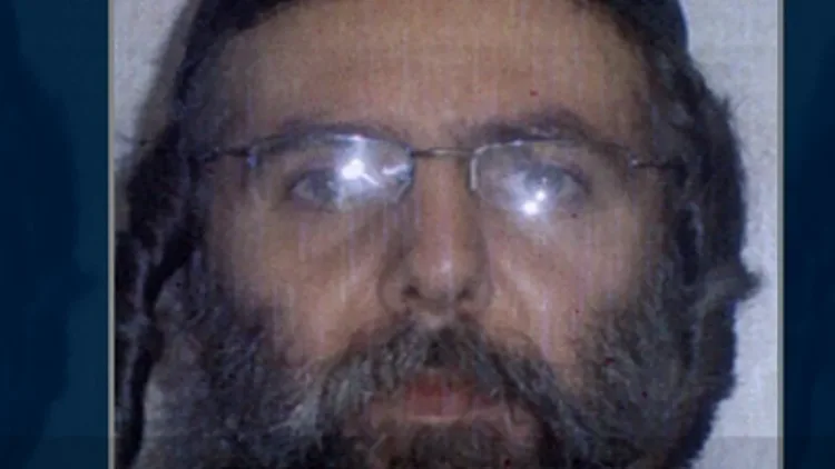 סימון בניסטי, החשוד בביצוע עבירות מין בילדות חרדיות