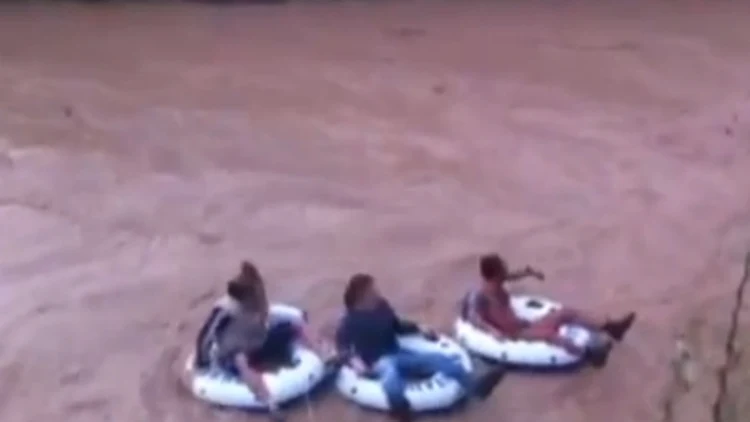 שטים באבובים בנחל איילון