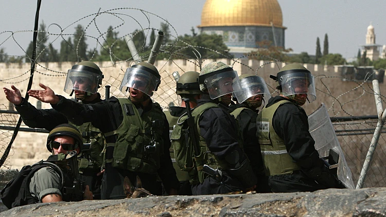 מחשש למהומות: המשטרה תתגבר כוחות בתפילות יום שישי בהר הבית