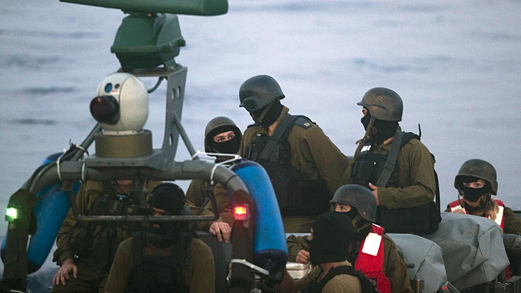 חיילי שייטת לפני הפעולה נגד המשט לעזה