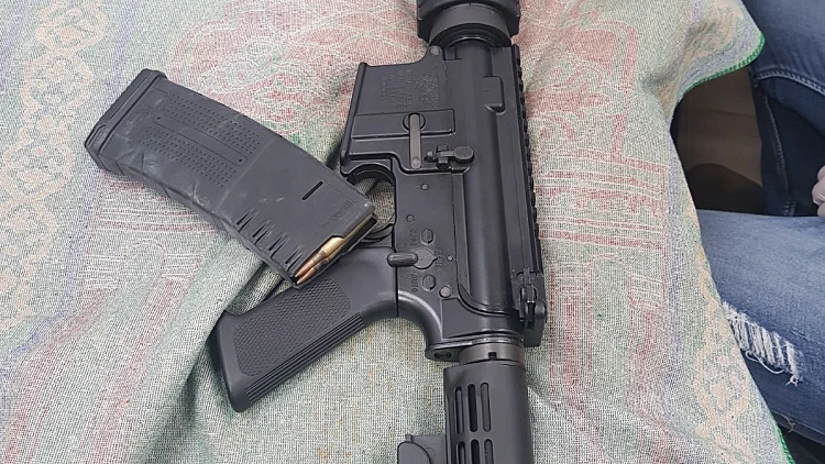 m-16