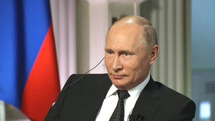 שיא רוסיה ולדימיר פוטין. הקרמלין שולט בחברה החדשה