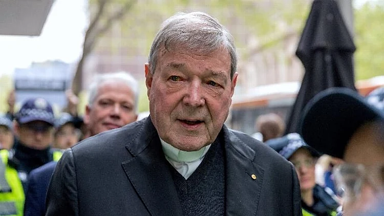 אוסטרליה: שש שנות מאסר לבכיר הקתולי שהתעלל מינית בנערים | חדשות 13