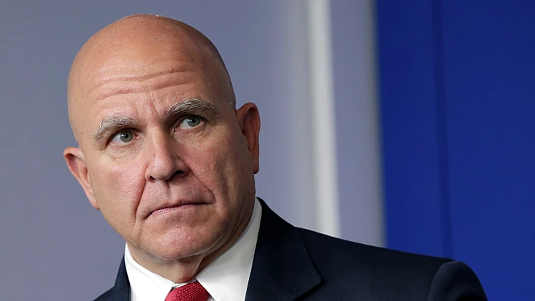 גל הפיטורים נמשך: טראמפ הדיח את היועץ לביטחון לאומי