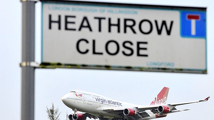 בגלל מתקפת סייבר: שיבושים ועיכובים בנמלי תעופה באירופה