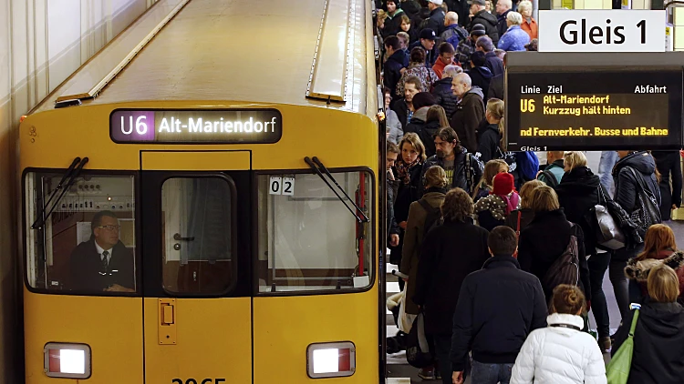 תחנת רכבת תחתית בברלין