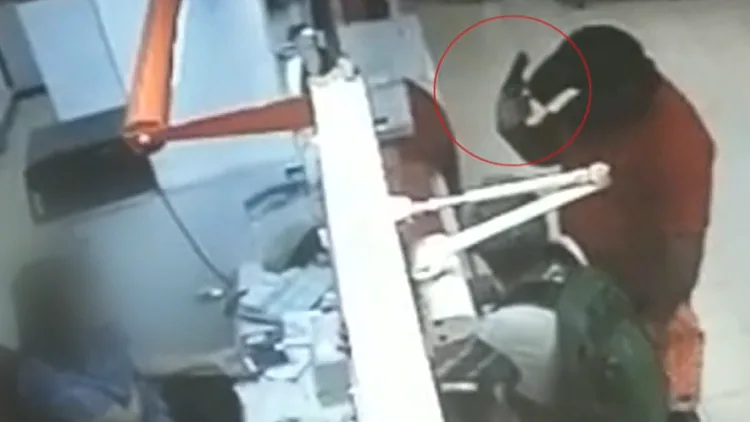 ההסוואה, האיום והבריחה: כך בוצע השוד בבנק הדואר בת"א • תיעוד