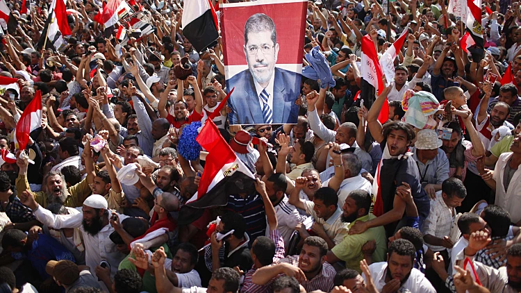 מפגינים בכיכר תחריר בקהיר