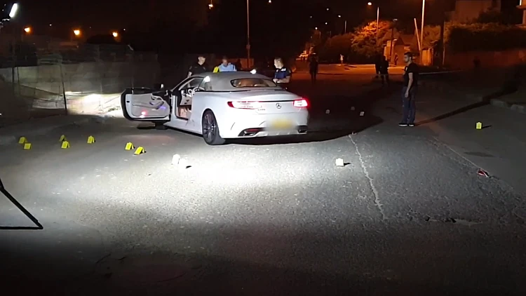 "נמלטו מהשוטרים בנסיעה לאחור": פוענח רצח תושב רמלה בן 48