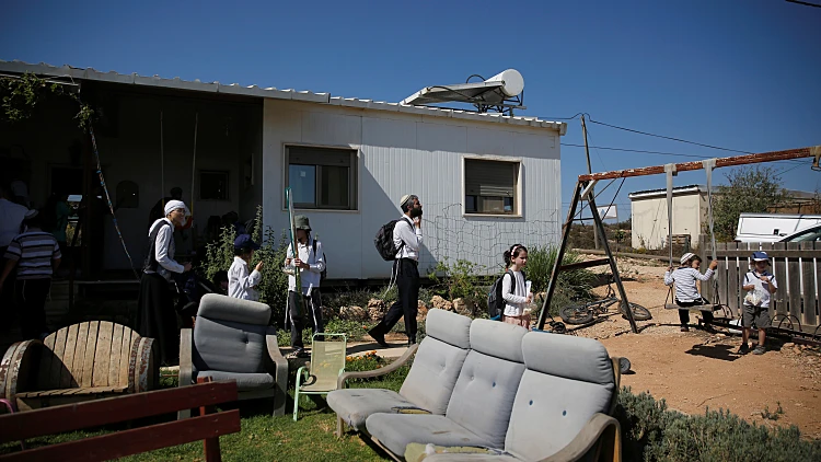 המאחז עמונה שליד ההתנחלות עפרה