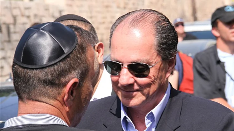 הלווית סמי עופר; "הוא היה אדם צנוע וביישן"