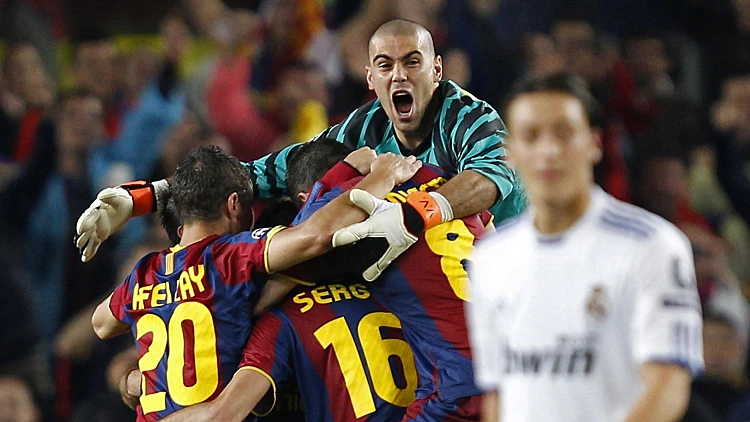 ברצלונה חוגגת בסיום המשחק נגד ריאל מדריד