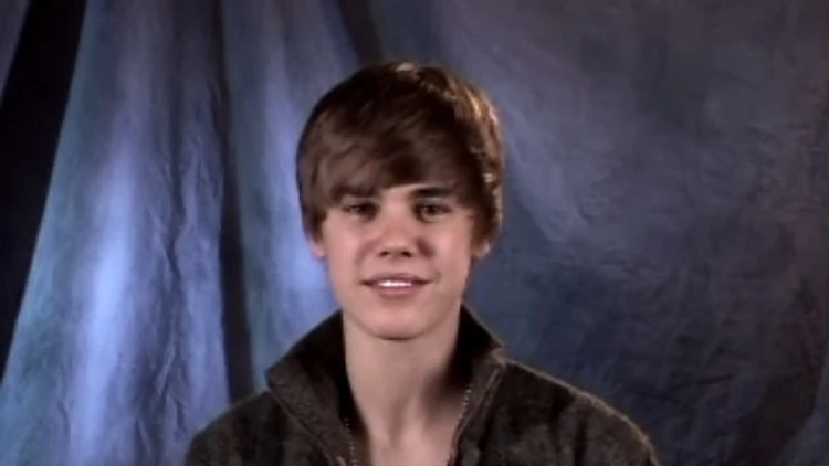 ג'סטין ביבר מודה למעריצות בישראל