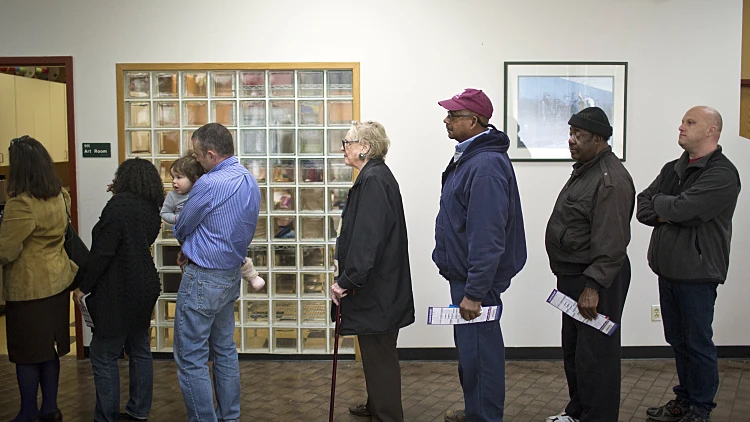 מצביעים בבחירות בארצות הברית