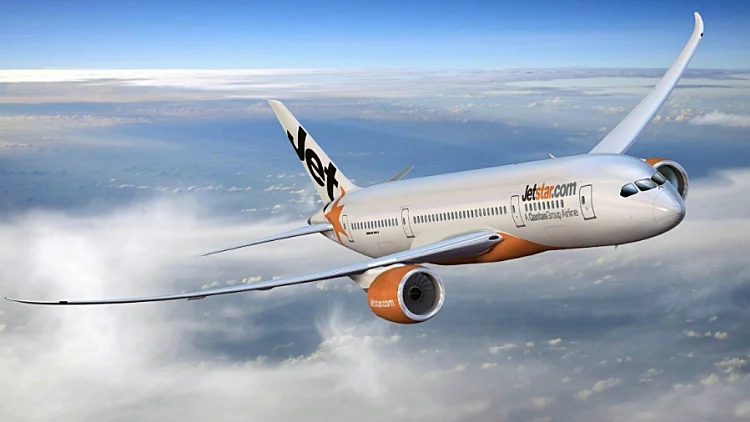 מטוס jetstar