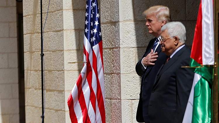 נשיא ארה"ב דונלד טראמפ ויו"ר הרש"פ אבו מאזן בבית לחם
