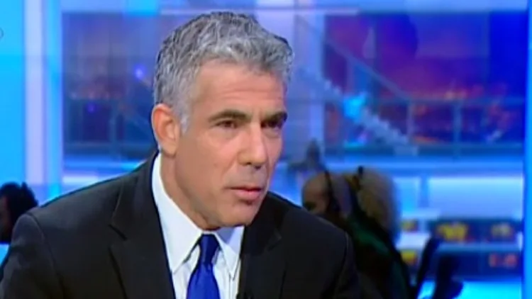 שר האוצר יאיר לפיד בראיון לחדשות 10