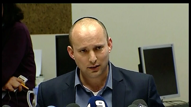 הסיבה למשא ומתן התקוע? בנט רוצה את האוצר