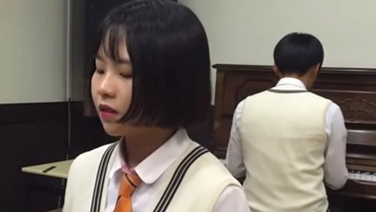 נערה קוריאנית