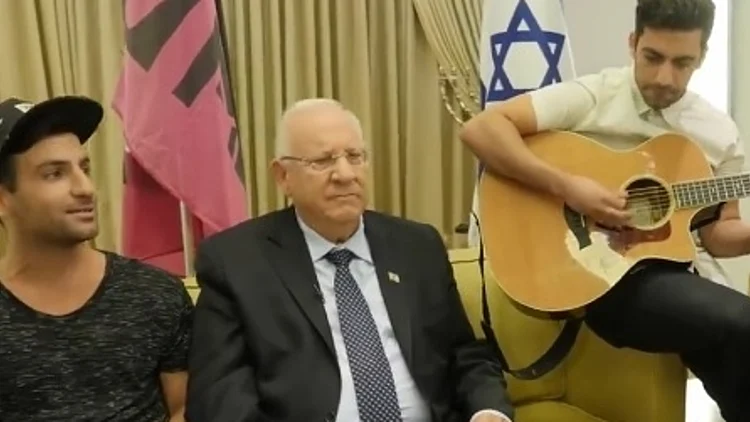 רובי ריבלין ואיזי