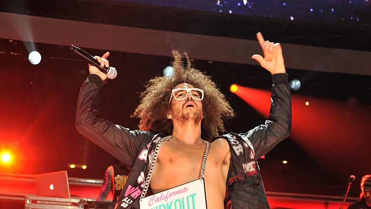 LMFAO ב"ג'ינגל בול"