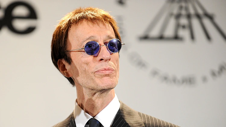 חבר הבי ג'יז רובין גיב