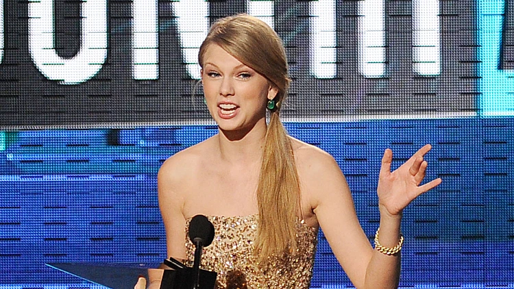 טיילור סוויפט בפרסי ה-AMA