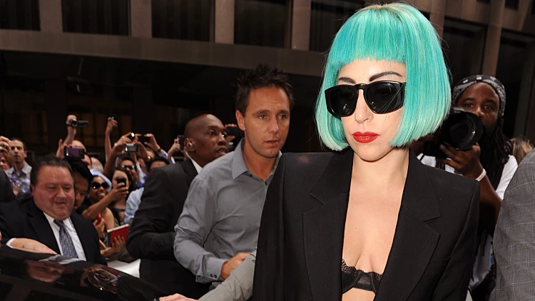 ליידי גאגא בפיאת טורקיז