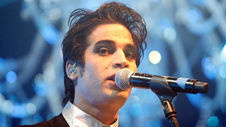 אביב גפן בהופעה