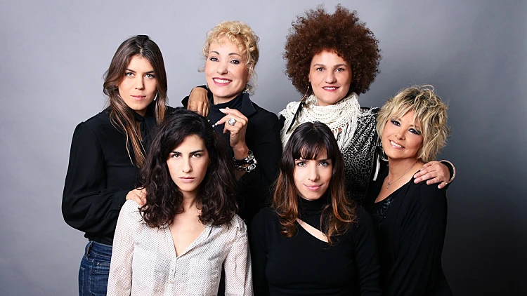 פרומו להופעה "נשים שרות אלביס"