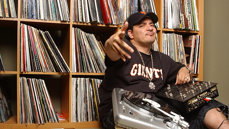 מיקס מאסטר מייק