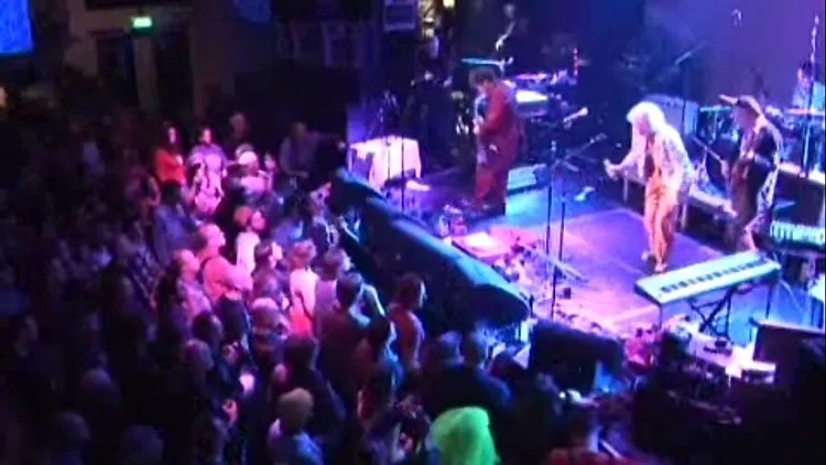 דייויד אלן ו-university of errors